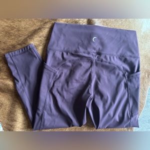 *Like new* ZYIA light n tight leggings sz 12